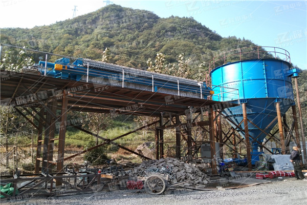 污泥壓濾機(jī)多少錢？影響壓濾機(jī)價(jià)格因素這幾點(diǎn)有決定性因素